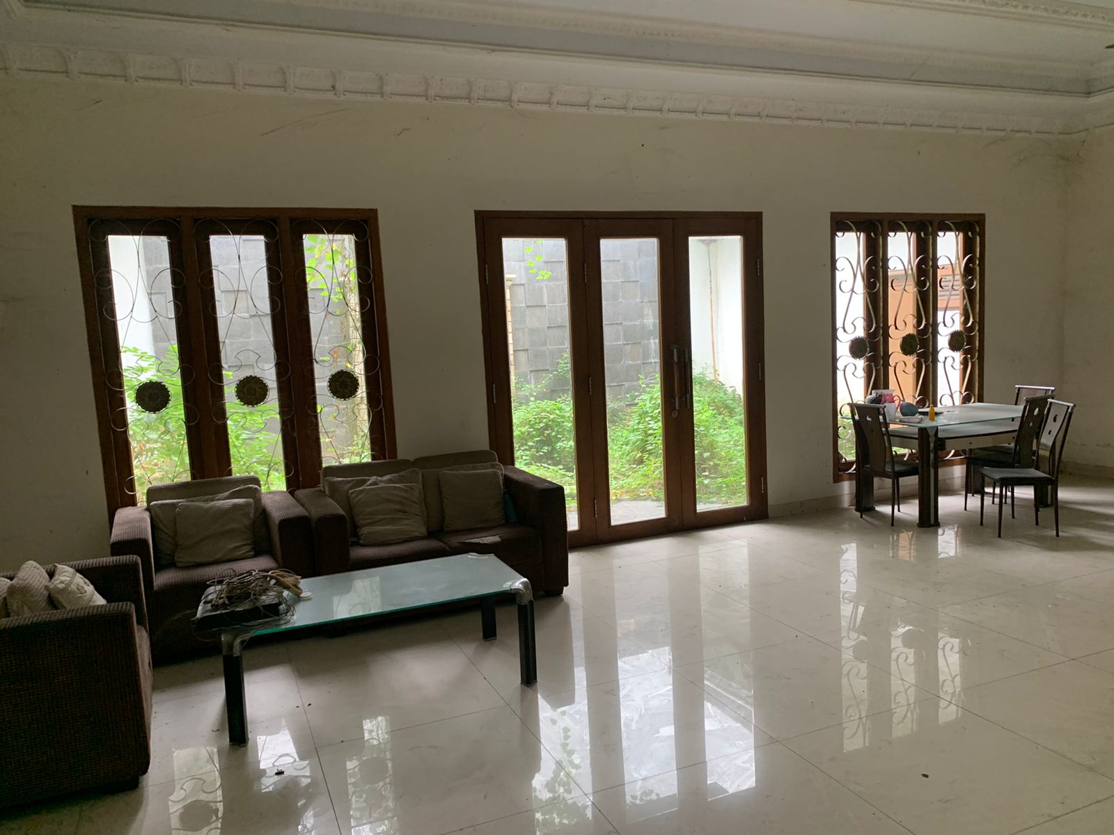 Rumah Dijual di Tropikana Jababeka Cikarang